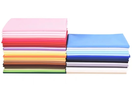 133X100 면화는 구성 50SX50S 모조 텐셀 110GSM 우븐 아이들 남자 셔츠 롱스테이플을 균일화시킵니다