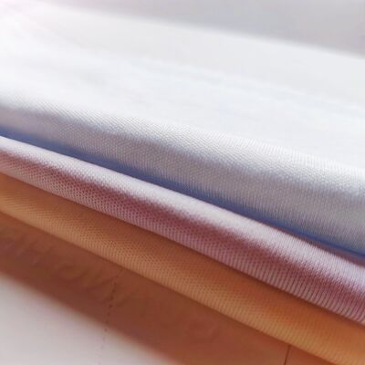 편안한 의류를 위한 뛰어난 탄성 회복력을 갖춘 폭 180cm, 무게 180gsm의 면 스판덱스 원단